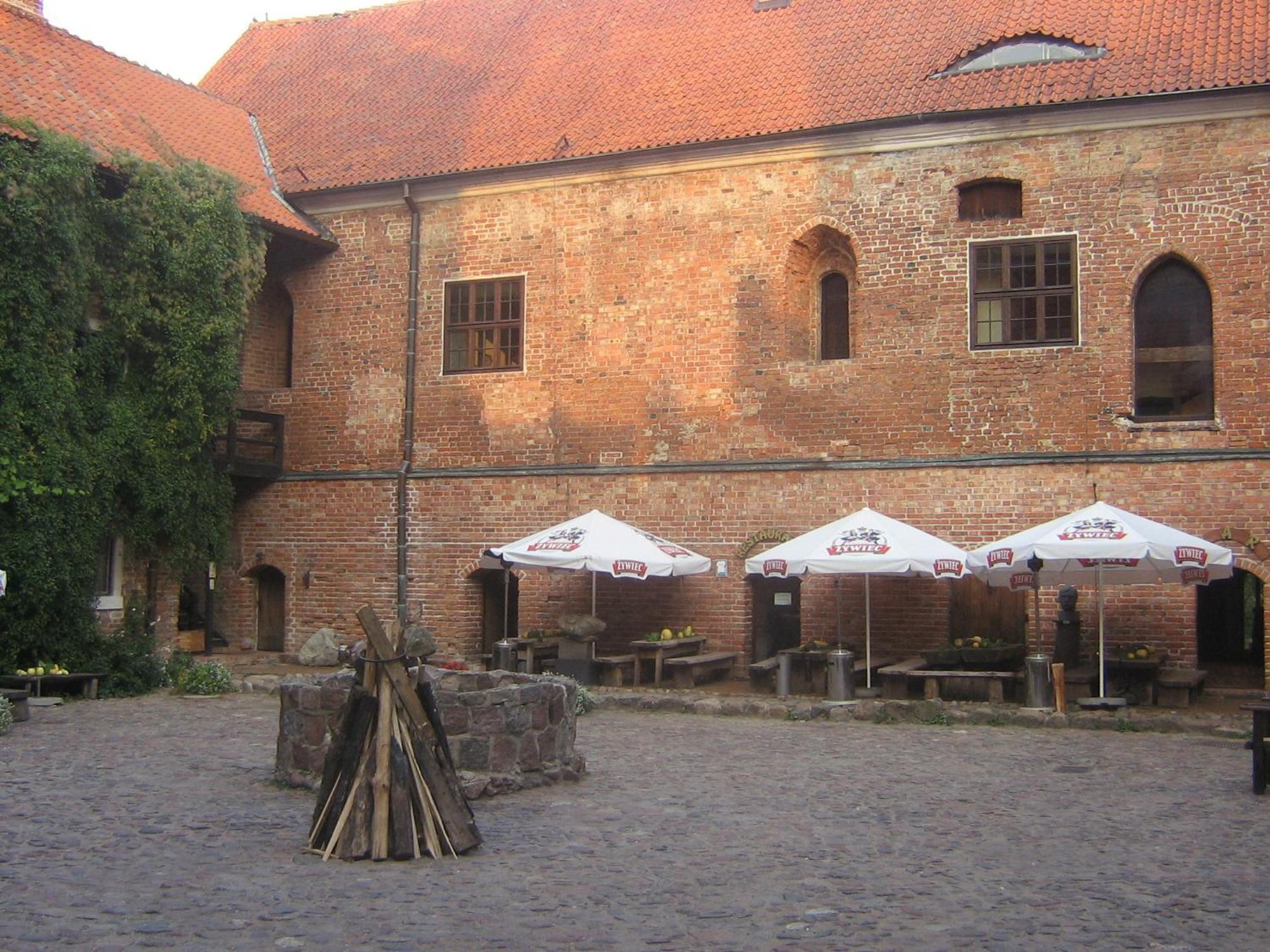 Hotel Zamek Reszel Extérieur photo
